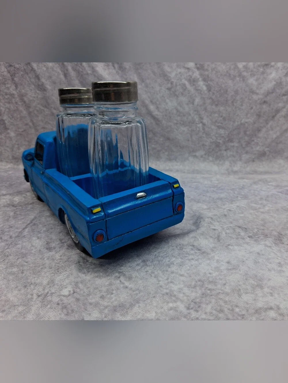 Country Rustic Vintage Blue Highboy Pickup Truck Salt And Pepper Shakers Holder